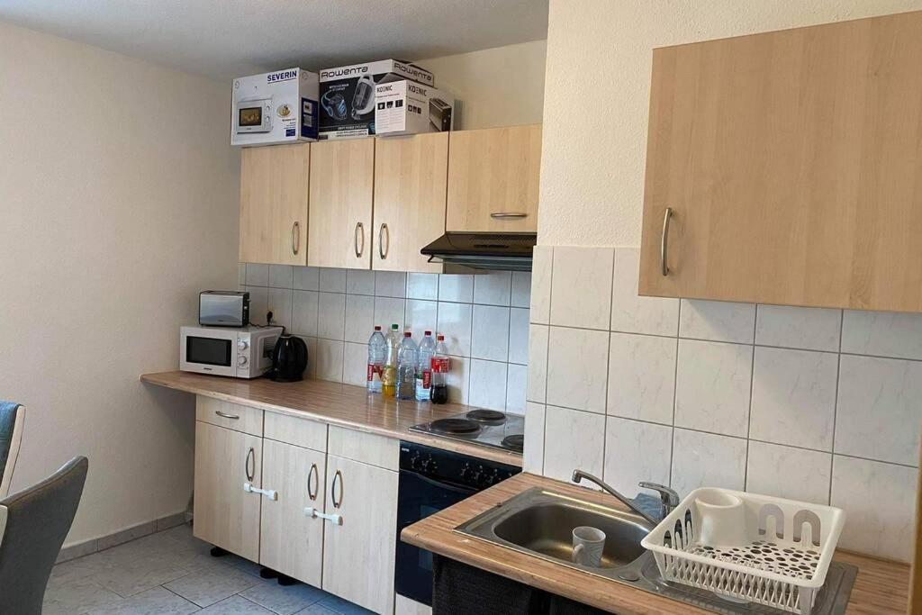 Apartment Lage In Rostock: 2-zimmerwohnung Mit Balkon Im 1.og