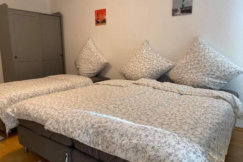 Apartment Lage In Rostock: 2-zimmerwohnung Mit Balkon Im 1.og